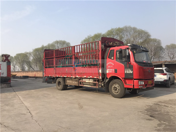 <a href='http://94mmp.cn/psj/845.html' target='_blank'><span>金屬破碎機</span></a>設(shè)備發(fā)往河南焦作