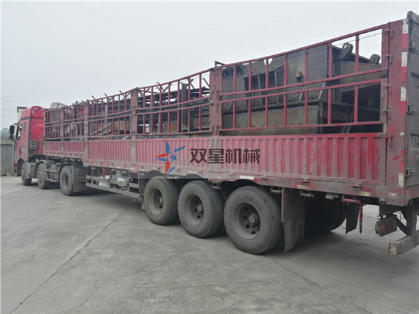 <a href='http://94mmp.cn/feilv/852.html' target='_blank'><span>鋁合金破碎機(jī)</span></a>廠家1400型設(shè)備發(fā)往山西朔州